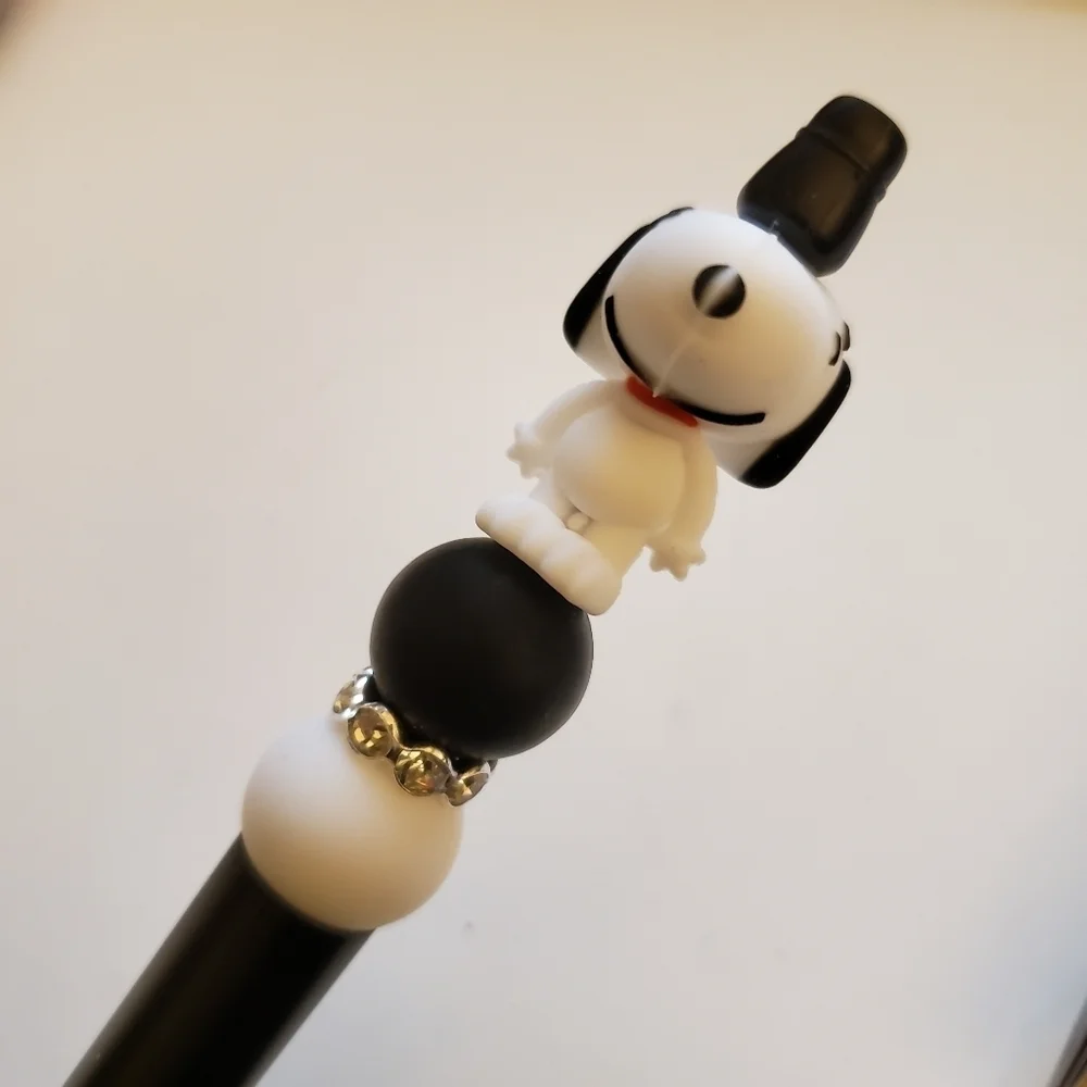 Handmade 3D Snoopy Beaded Silicone Focal Bead Pen